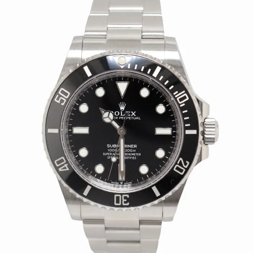 Rolex Submariner No Date Stainless Steel 41mm Black Dot Dial Watch Reference #: 124060