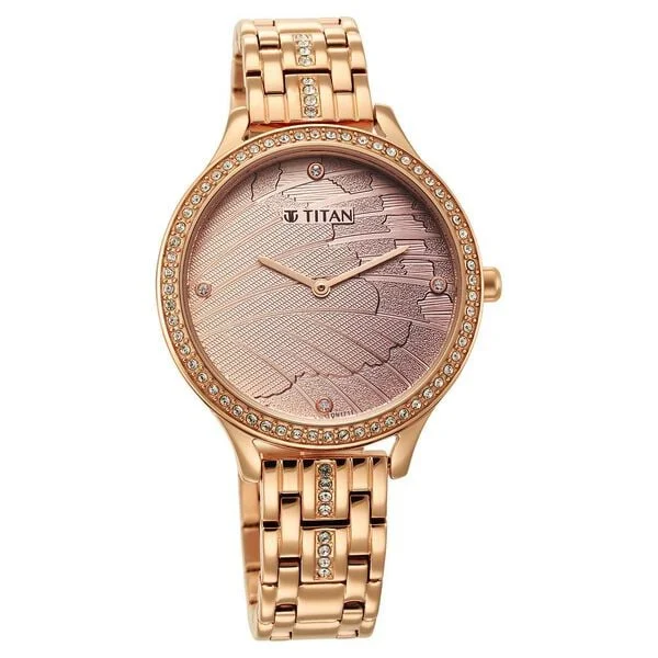 Glitz Rose Gold Dial Stainless Steel Strap Watch for Women 95209wm01