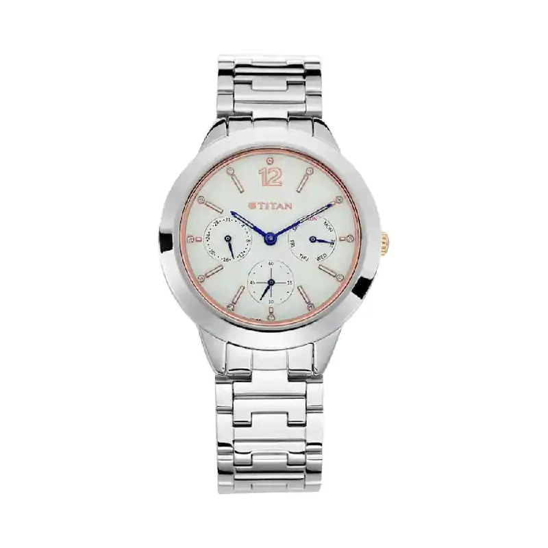 Titan 2588KM01 Neo Analog Watch For Women